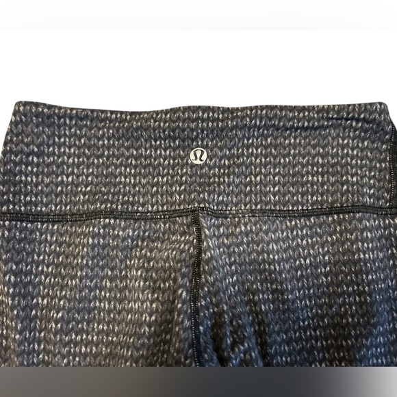 Lululemon Wunder Under Hi-Rise Tight Full On Luon 28" Black Herringbone Size 4. - Picture 6 of 11